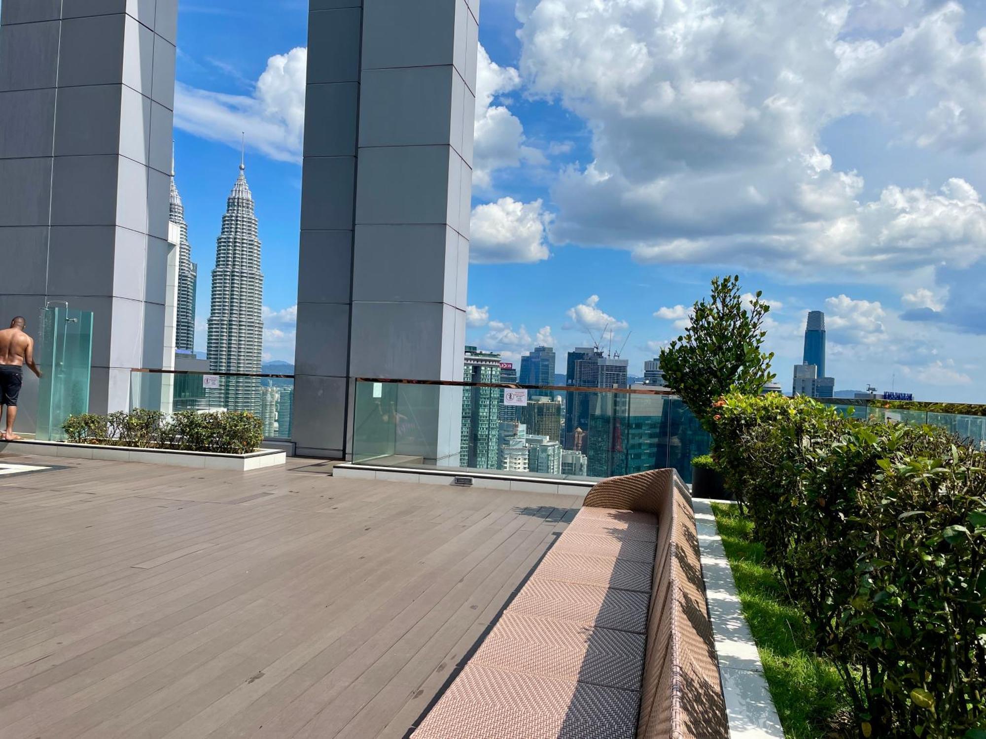 Platinum Klcc By Luxury Suites Куала-Лумпур Экстерьер фото