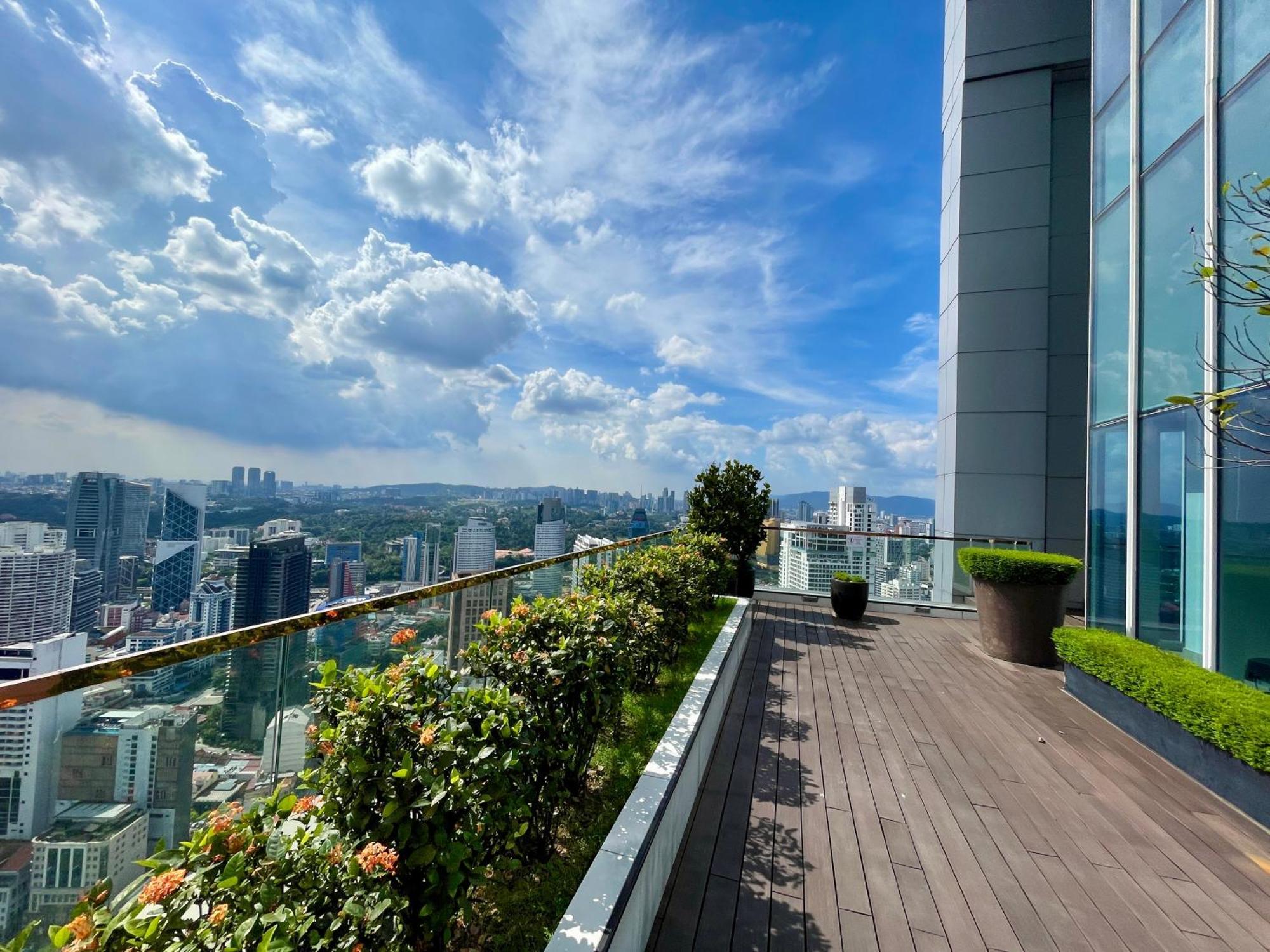 Platinum Klcc By Luxury Suites Куала-Лумпур Экстерьер фото