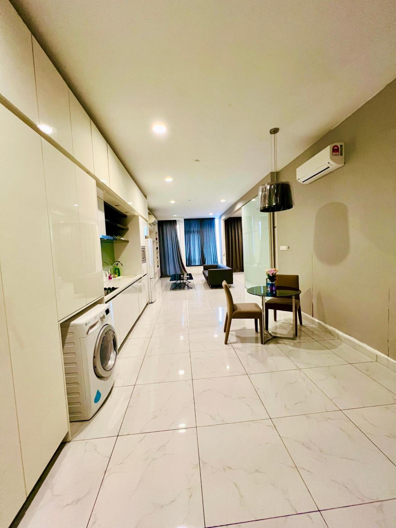 Platinum Klcc By Luxury Suites Куала-Лумпур Экстерьер фото